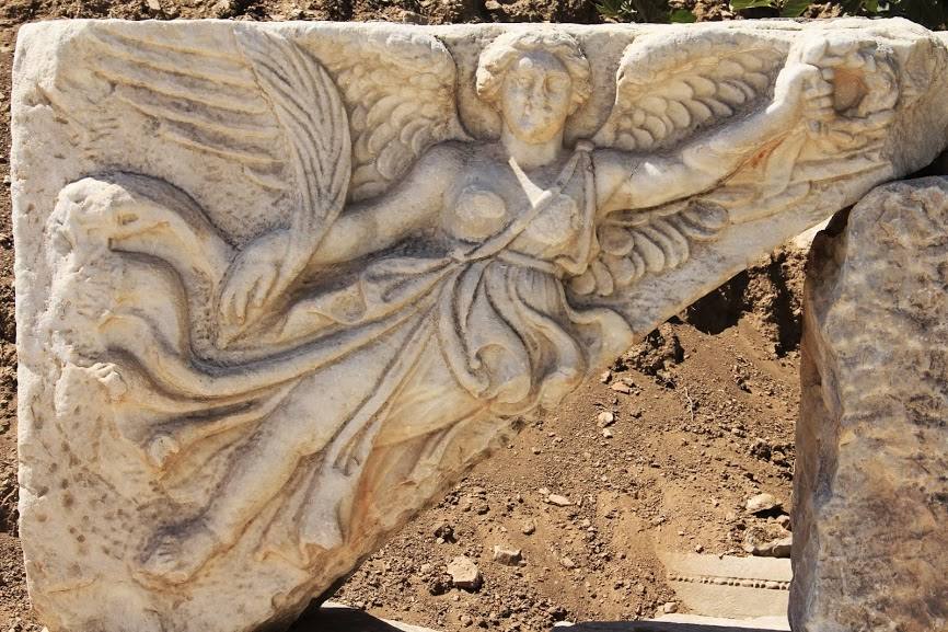Archaeo-Sovereignty vs Mass Archaeology Tourism: A Side-by-Side - Turkey travel guide, tips and tour insights | My Turkey Adventure