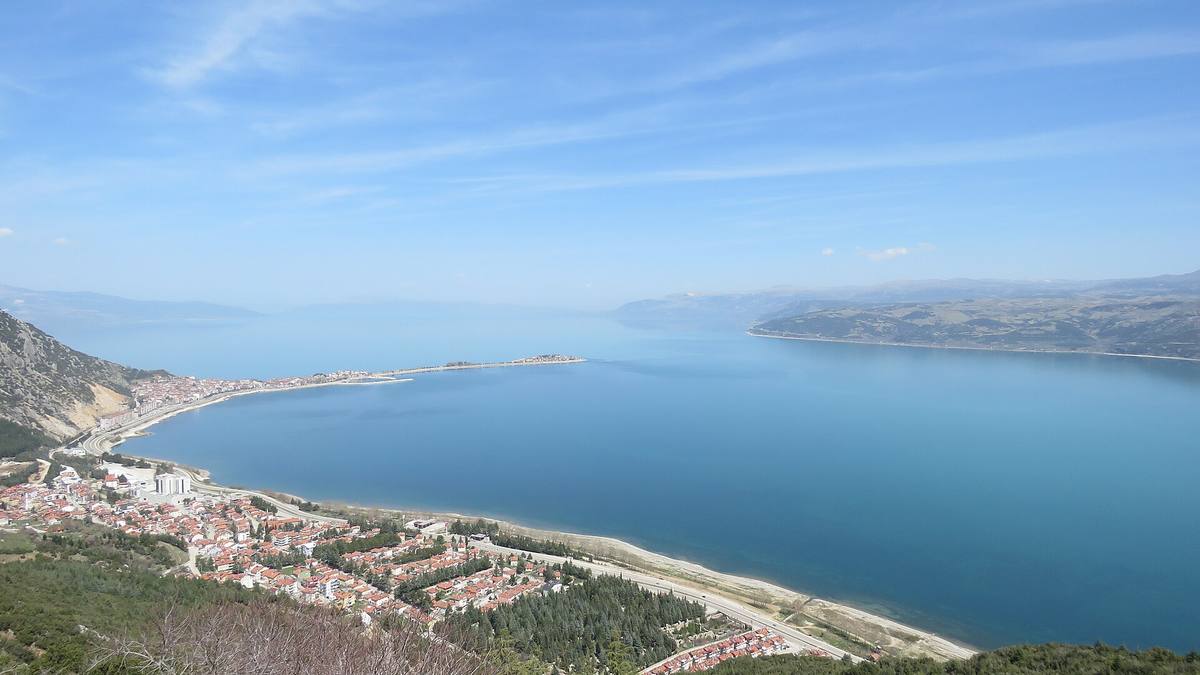 Lake Eğirdir, Isparta: The Lake Town Between Rose Fields and Peaks - Turkey travel guide, tips and tour insights | My Turkey Adventure
