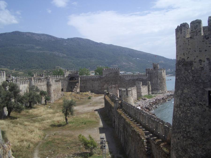 Mamure Castle & Anemurium: Anamur's Castle and Ghost City - Turkey travel guide, tips and tour insights | My Turkey Adventure
