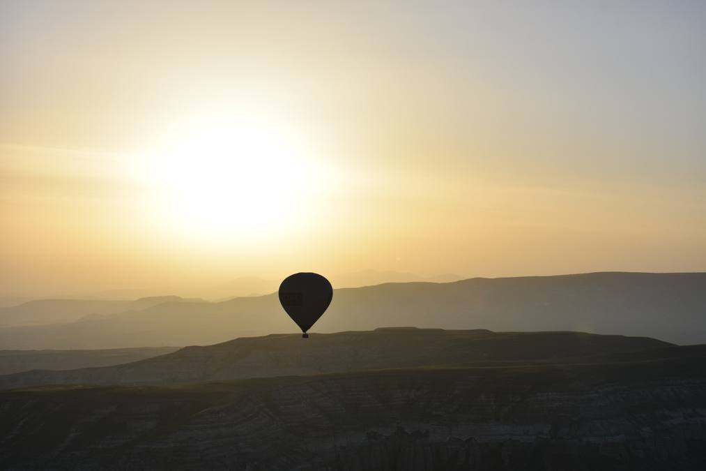 Cappadocia Wedding: Hot Air Balloon Elopements and Fairy Chimney Ceremonies (2026) - Turkey travel guide, tips and tour insights | My Turkey Adventure