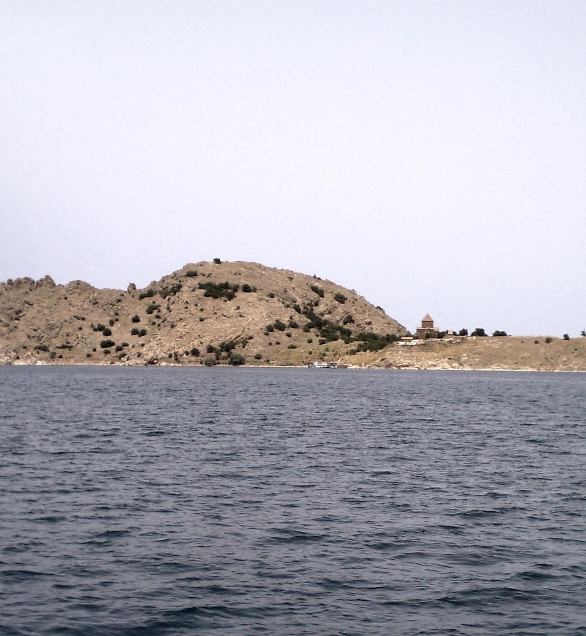 Van & Lake Van Guide 2026: Akdamar, Van Kahvaltı and the Eastern Highlands - Turkey travel guide, tips and tour insights | My Turkey Adventure
