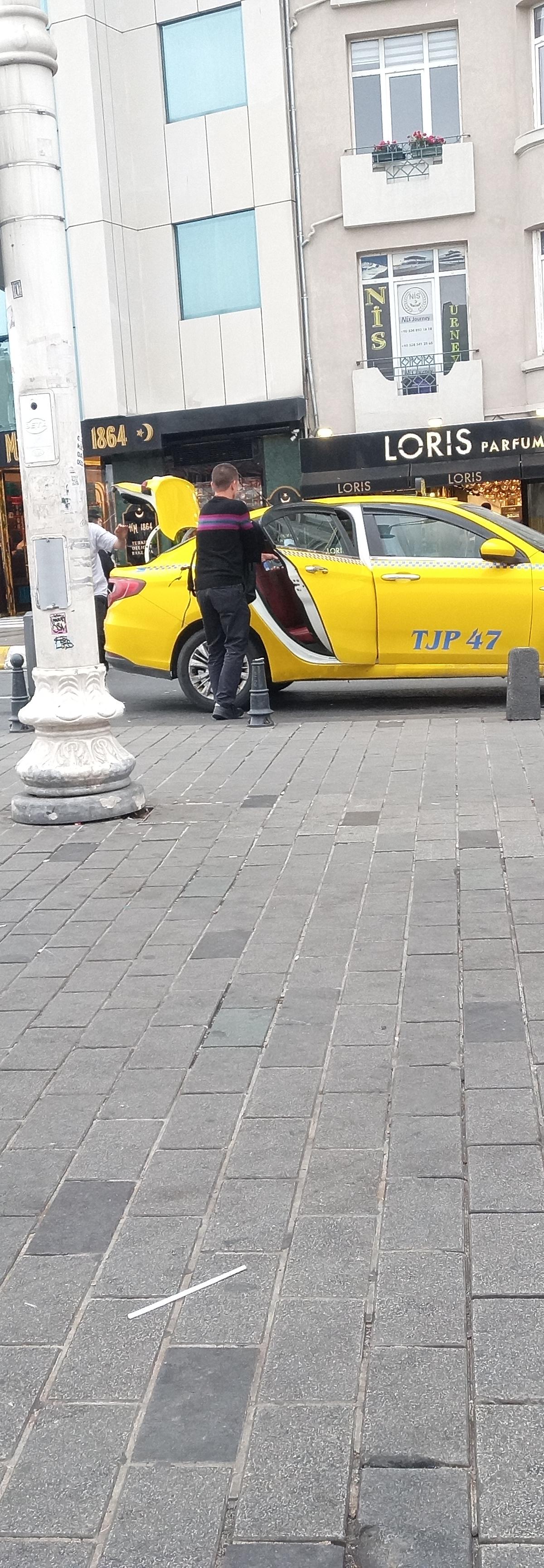 Uber in Istanbul 2026: Safe, Legal, & Alternatives? - Turkey travel guide, tips and tour insights | My Turkey Adventure
