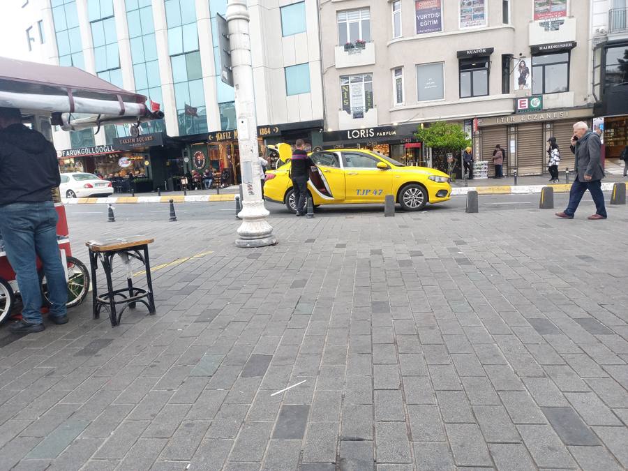 Uber in Istanbul 2026: Safe, Legal, & Alternatives? - Turkey travel guide, tips and tour insights | My Turkey Adventure