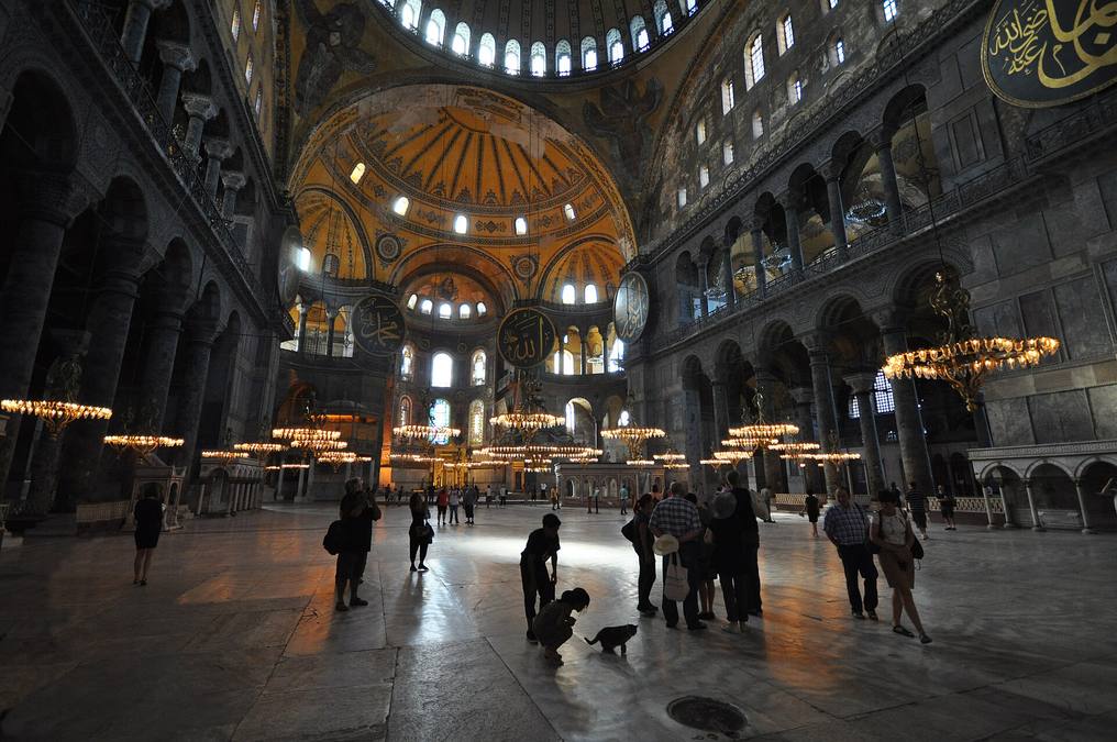 Istanbul to Cappadocia: Flight, Bus, Overnight & Private Transfer Compared (2026) - Turkey travel guide, tips and tour insights | My Turkey Adventure