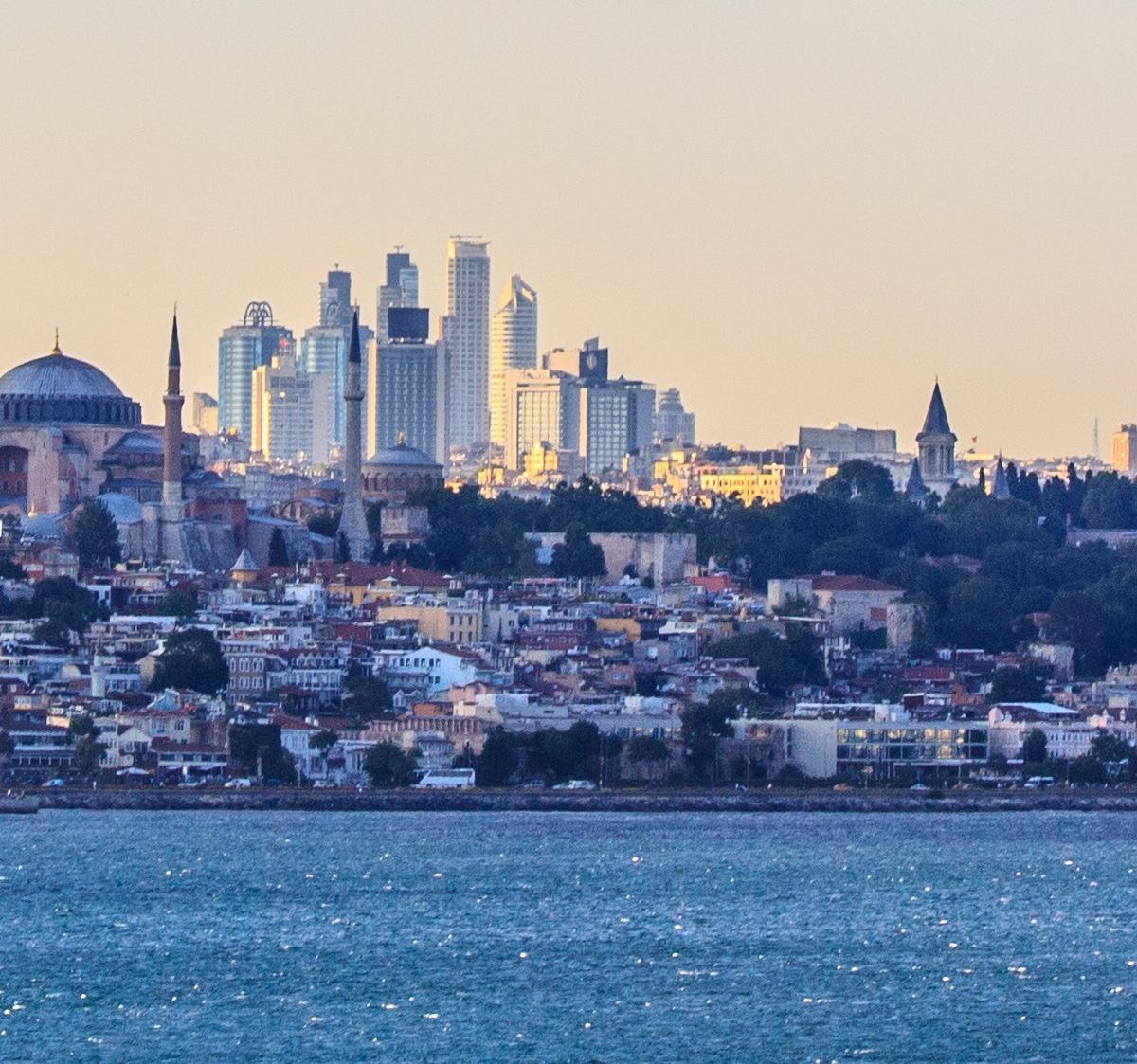 Christmas & New Year in Istanbul 2026: Markets, Events & Travel Tips - Turkey travel guide, tips and tour insights | My Turkey Adventure