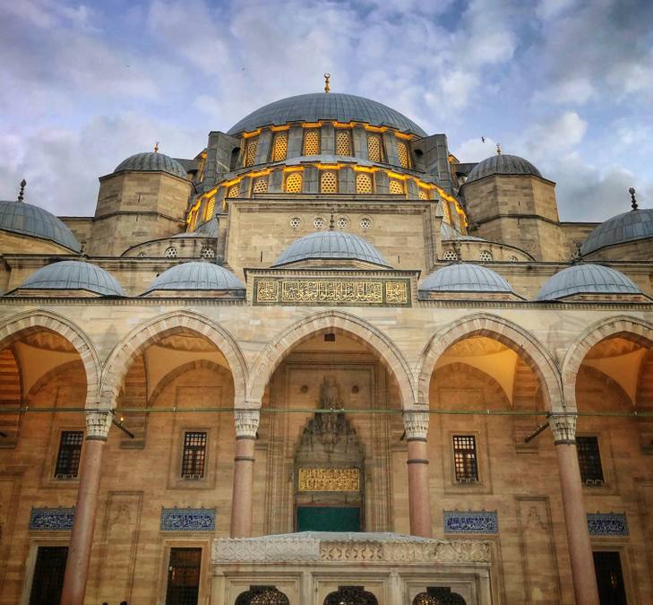 Istanbul Street Food Tour 2026: 12 Must-Try Snacks & Where to Eat Them - Turkey travel guide, tips and tour insights | My Turkey Adventure