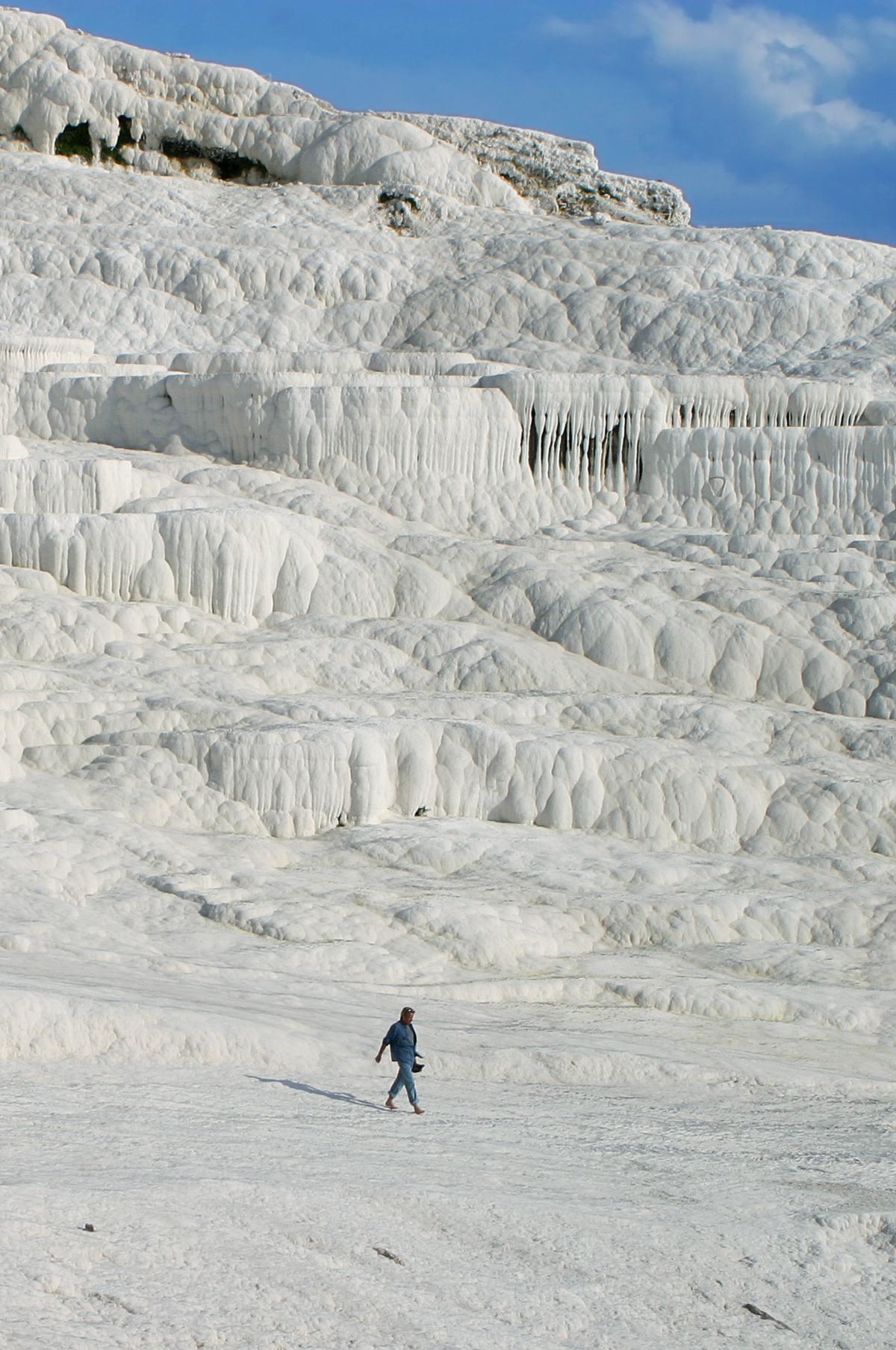 Cappadocia vs Pamukkale: Which Should You Prioritize in a Short Turkey Trip? - Turkey travel guide, tips and tour insights | My Turkey Adventure