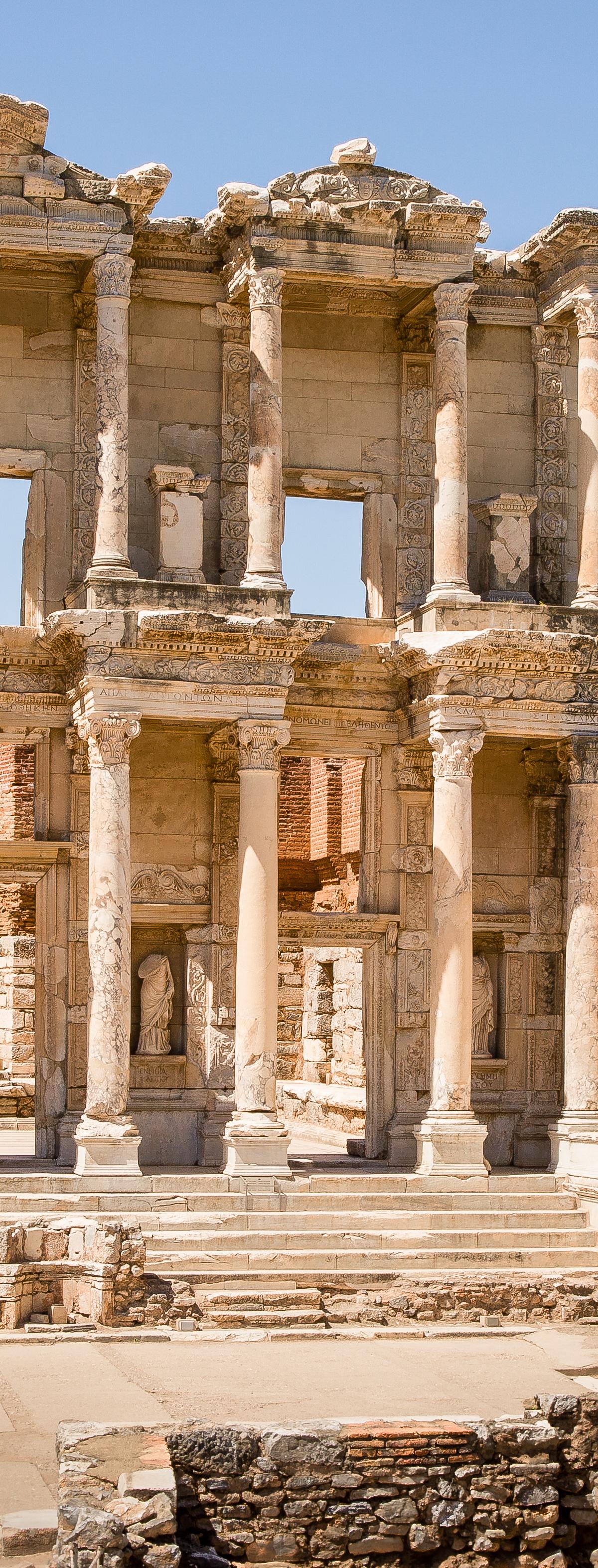 English Speaking Tour Guides in Ephesus: Honest Reviews (2026) - Turkey travel guide, tips and tour insights | My Turkey Adventure