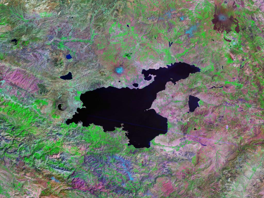 Lake Van Tours