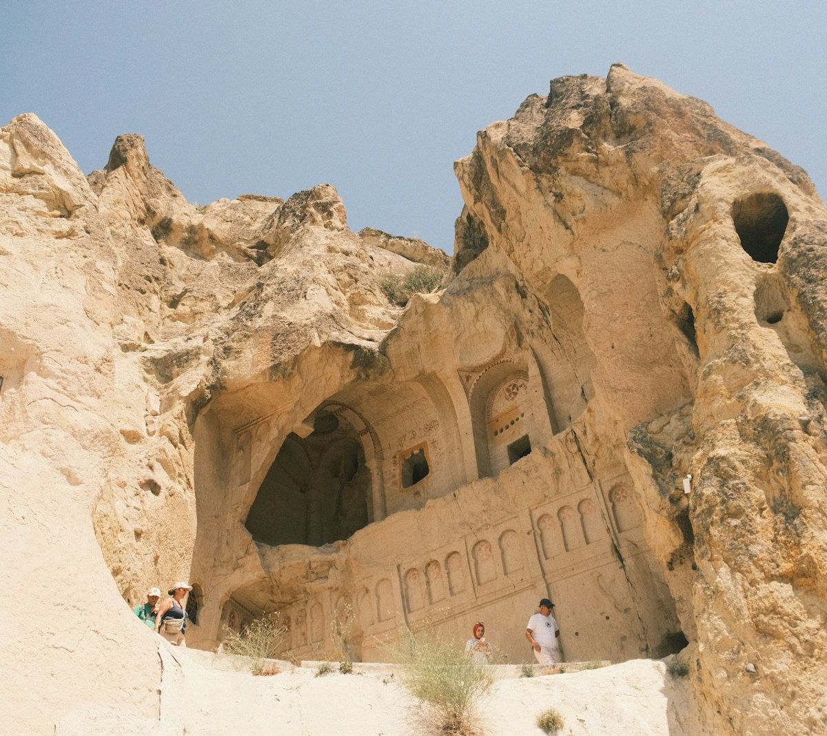 Cappadocia Local Food Guide: Testi Kebab, Wine and Cave Restaurants - Turkey travel guide, tips and tour insights | My Turkey Adventure