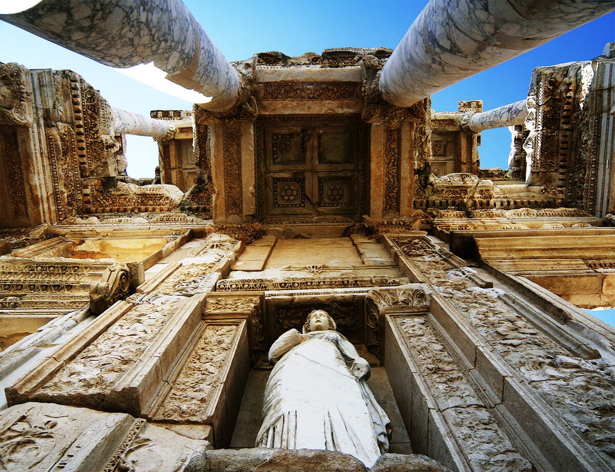 Private Ephesus Tour from Kuşadası – Walk Through 2,000 Years of History